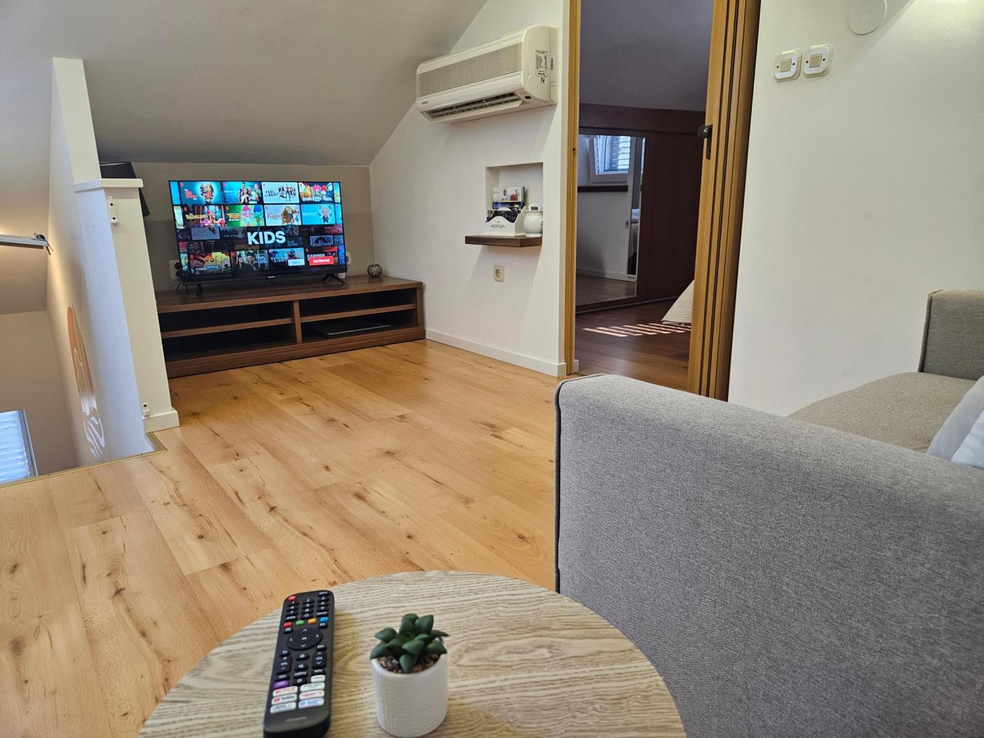 Lovely Attic Apartman-Melani Zadar Exterior foto